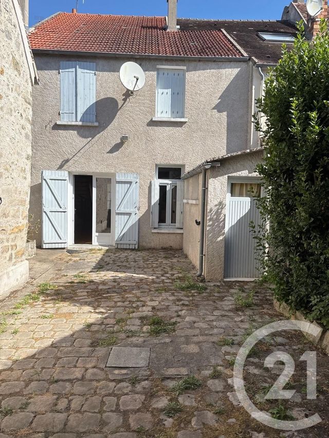 Maison 3 pièces 93 m² · à Milly-la-Forêt · 92,7 m² · 245 000 €