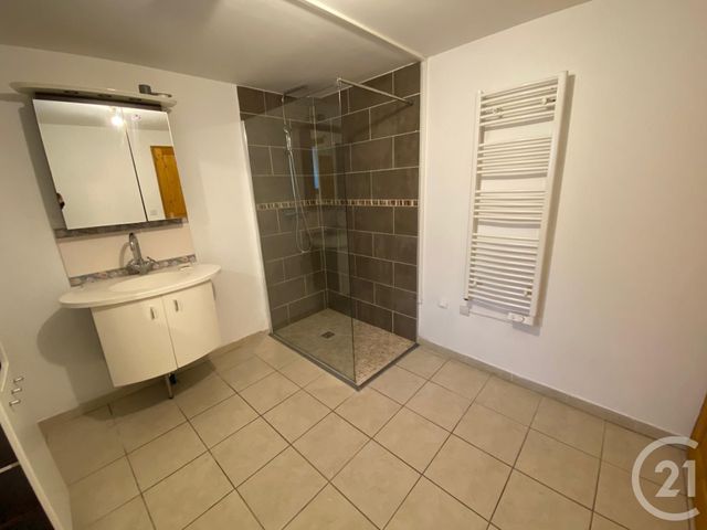 Appartement Duplex &agrave; louer - 3 pi&egrave;ces - 82 m2 - Clamecy - 58 - BOURGOGNE