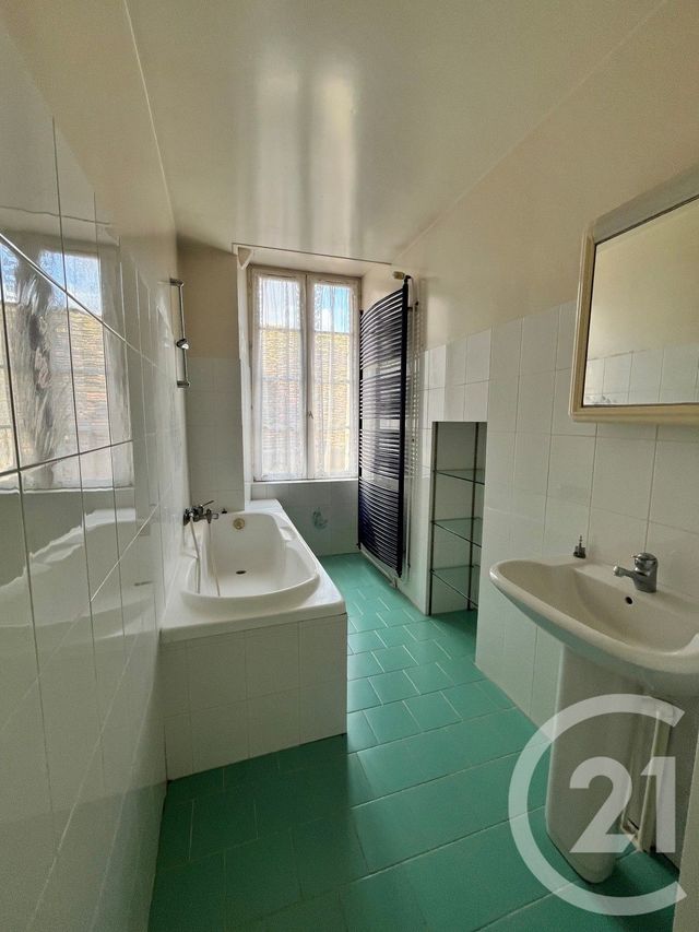 Maison à vendre - 4 pièces - 159,33 m2 - Entrains Sur Nohain - 58 - BOURGOGNE