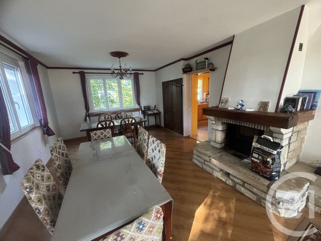 Maison à vendre - 7 pièces - 219 m2 - Etais La Sauvin - 89 - BOURGOGNE