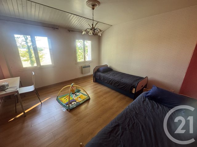 Maison à vendre - 7 pièces - 219 m2 - Etais La Sauvin - 89 - BOURGOGNE