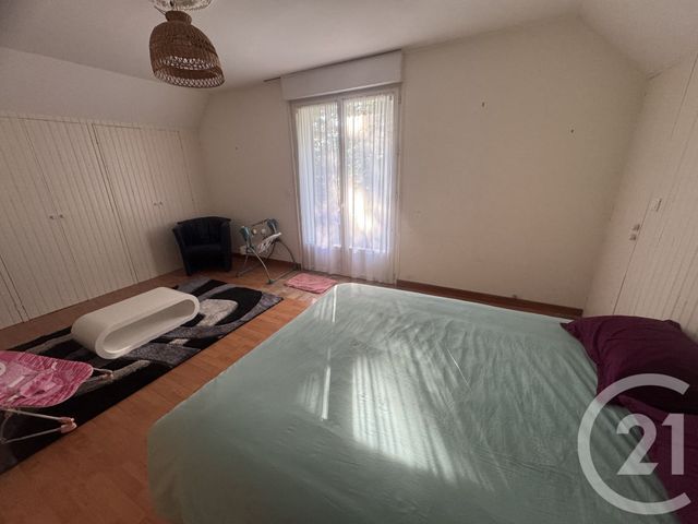 Maison à vendre - 7 pièces - 219 m2 - Etais La Sauvin - 89 - BOURGOGNE