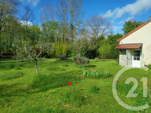 Maison &agrave; vendre - 5 pi&egrave;ces - 117 m2 - Etais La Sauvin - 89 - BOURGOGNE