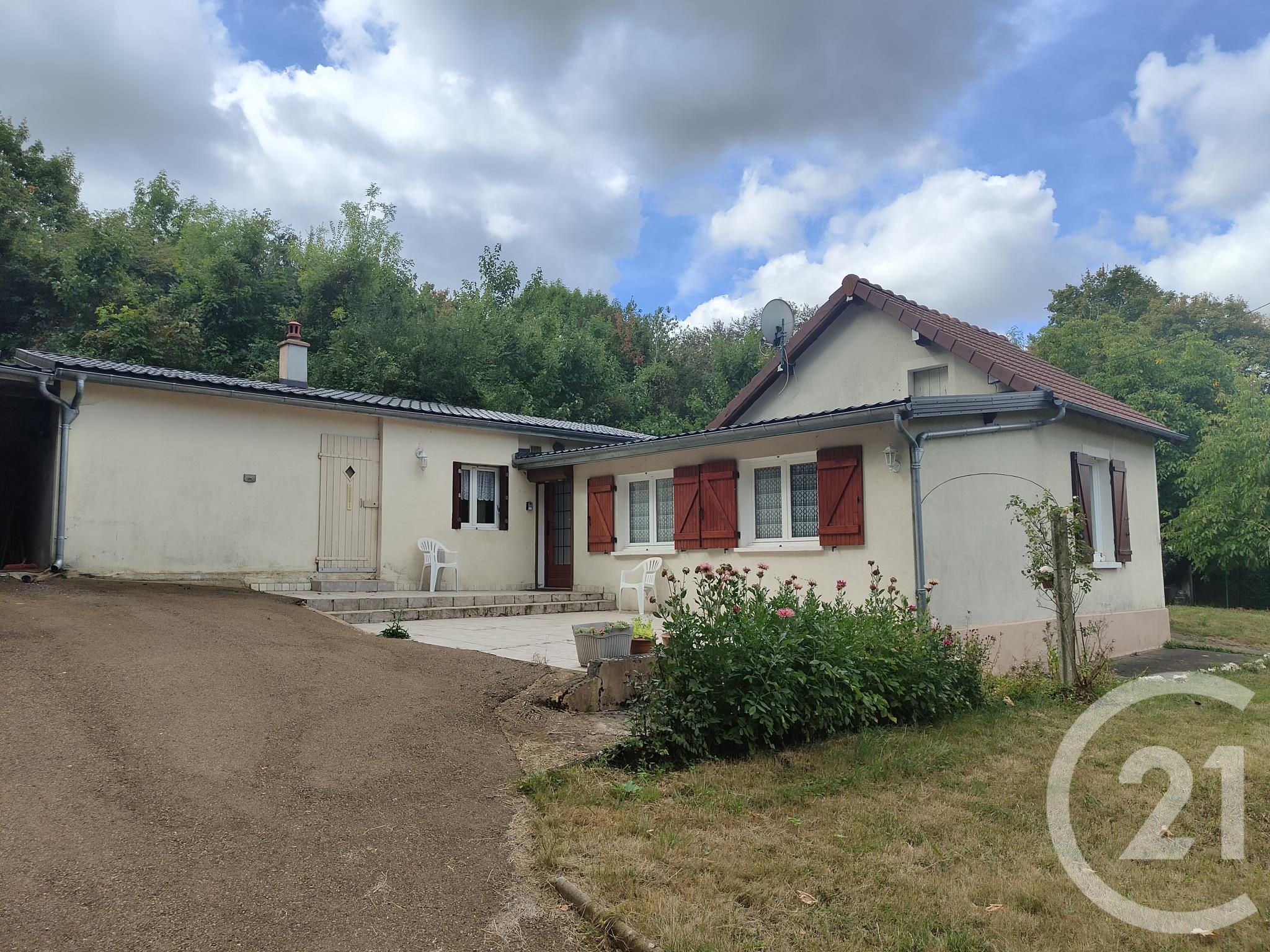 Maison à vendre 4 pièces 54 m2 St Satur 18 CENTRE