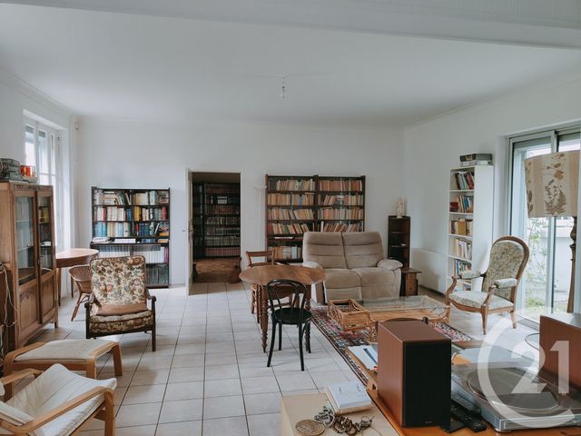 Maison &agrave; vendre - 7 pi&egrave;ces - 214,50 m2 - La Chapelle Montlinard - 18 - CENTRE
