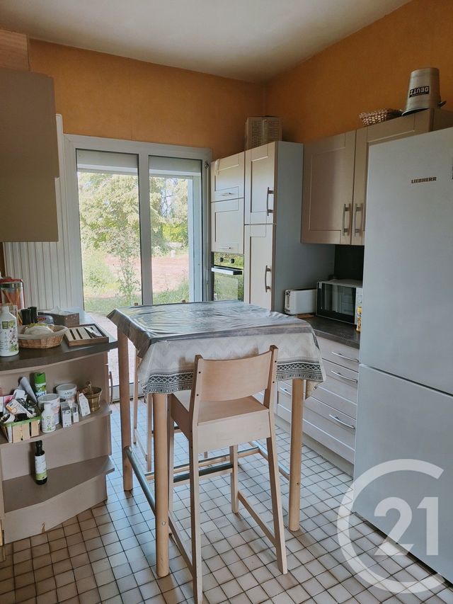 Maison &agrave; vendre - 7 pi&egrave;ces - 214,50 m2 - La Chapelle Montlinard - 18 - CENTRE