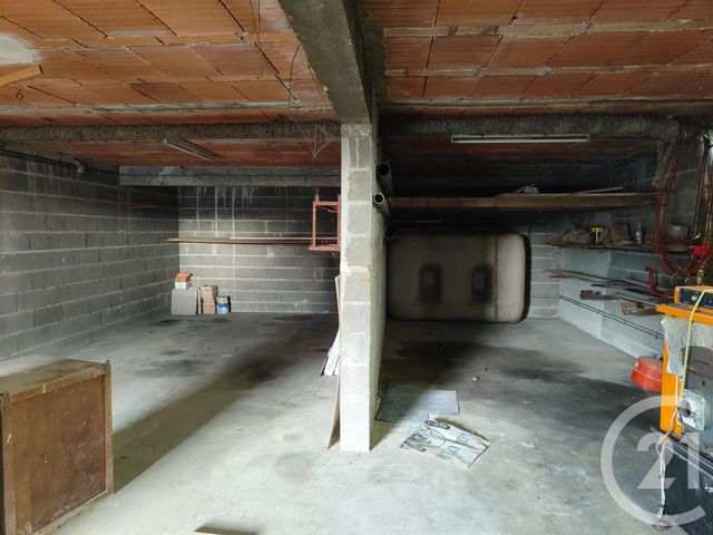 Maison à vendre - 7 pièces - 182 m2 - Feux - 18 - CENTRE