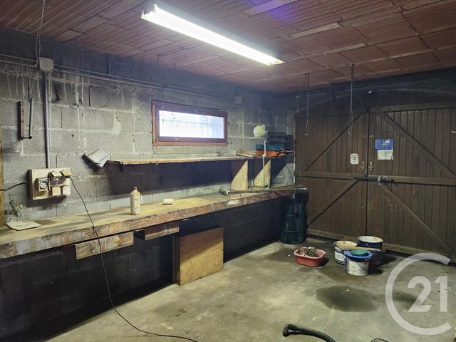 Maison à vendre - 7 pièces - 182 m2 - Feux - 18 - CENTRE