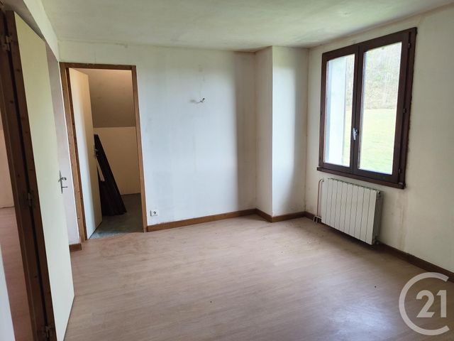 Maison à vendre - 7 pièces - 182 m2 - Feux - 18 - CENTRE