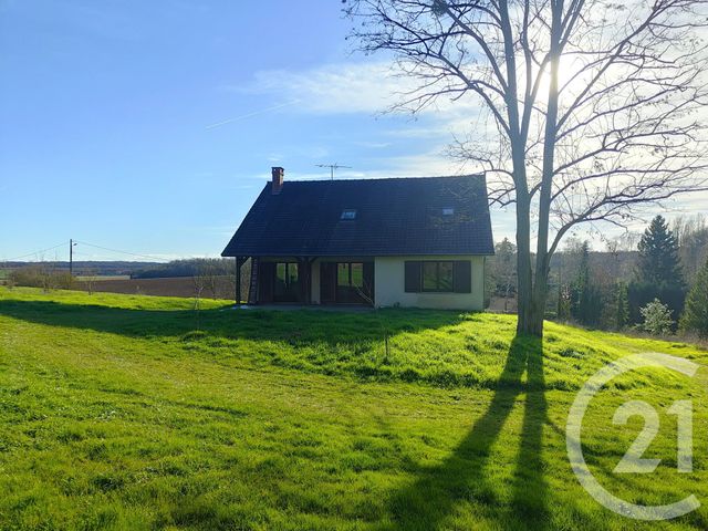 Maison à vendre - 7 pièces - 182 m2 - Feux - 18 - CENTRE