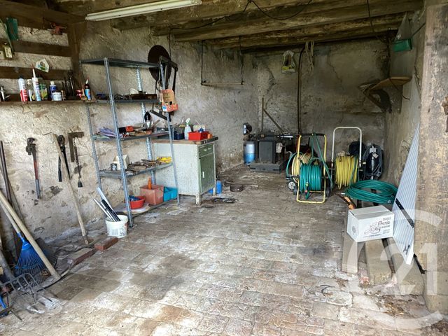 Maison à vendre - 9 pièces - 182 m2 - Sury En Vaux - 18 - CENTRE