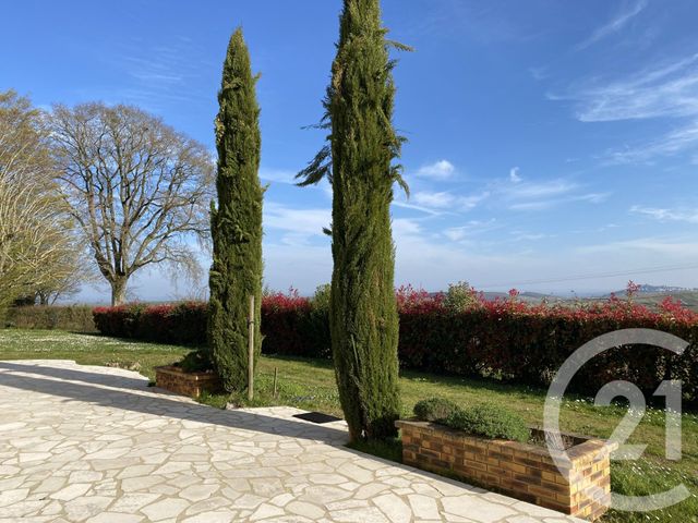 Maison &agrave; vendre - 9 pi&egrave;ces - 182 m2 - Sury En Vaux - 18 - CENTRE