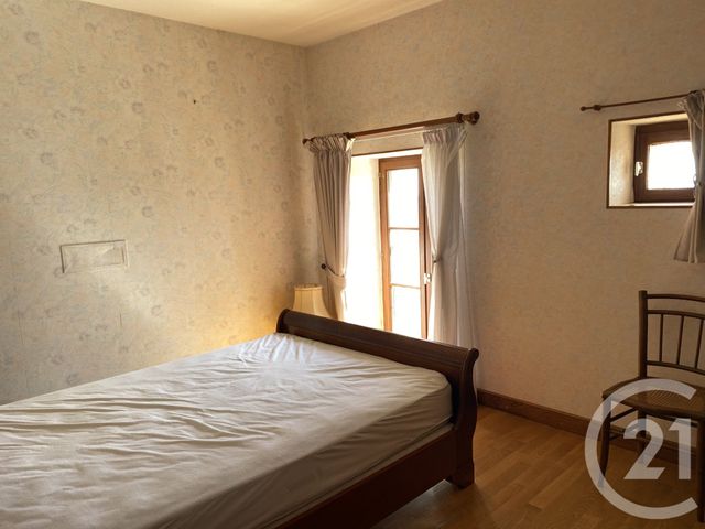 Maison à vendre - 9 pièces - 182 m2 - Sury En Vaux - 18 - CENTRE