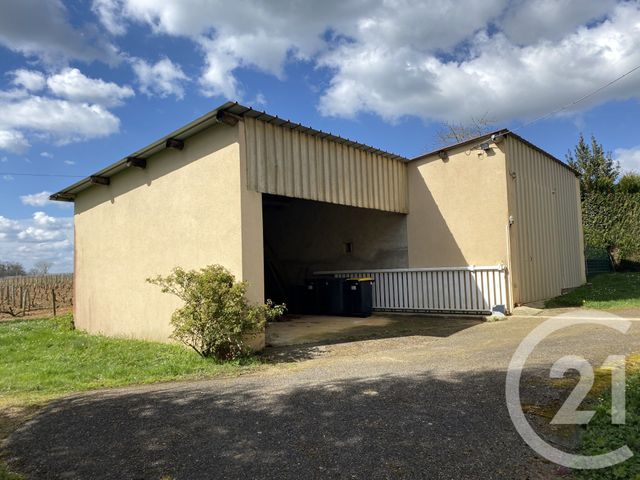 Maison à vendre - 9 pièces - 182 m2 - Sury En Vaux - 18 - CENTRE