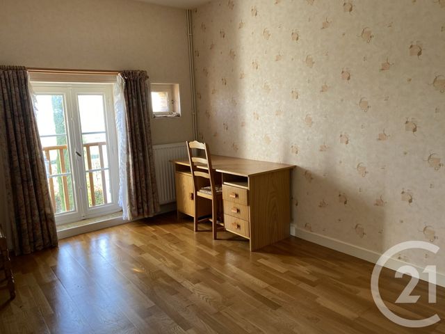 Maison &agrave; vendre - 9 pi&egrave;ces - 182 m2 - Sury En Vaux - 18 - CENTRE