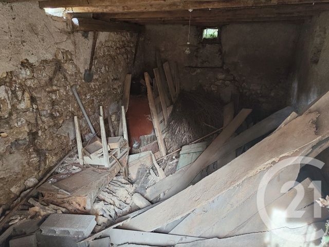 Maison &agrave; vendre - 3 pi&egrave;ces - 79 m2 - St Bouize - 18 - CENTRE