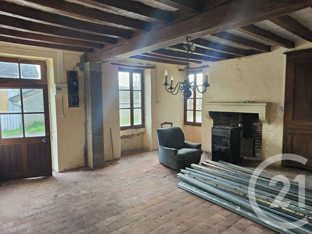 Maison à vendre - 3 pièces - 79 m2 - St Bouize - 18 - CENTRE