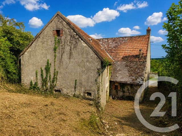 Maison &agrave; vendre - 3 pi&egrave;ces - 79 m2 - St Bouize - 18 - CENTRE