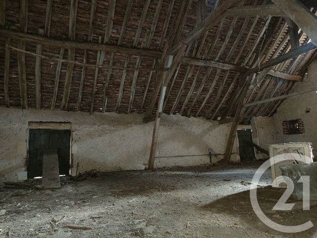 Maison à vendre - 3 pièces - 79 m2 - St Bouize - 18 - CENTRE