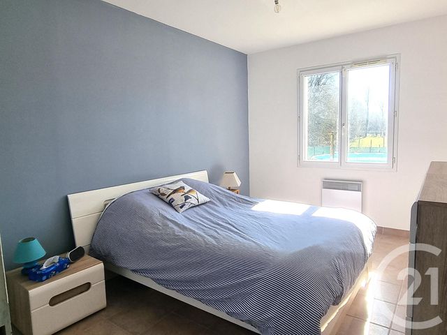 Maison à vendre - 5 pièces - 100 m2 - Veaugues - 18 - CENTRE