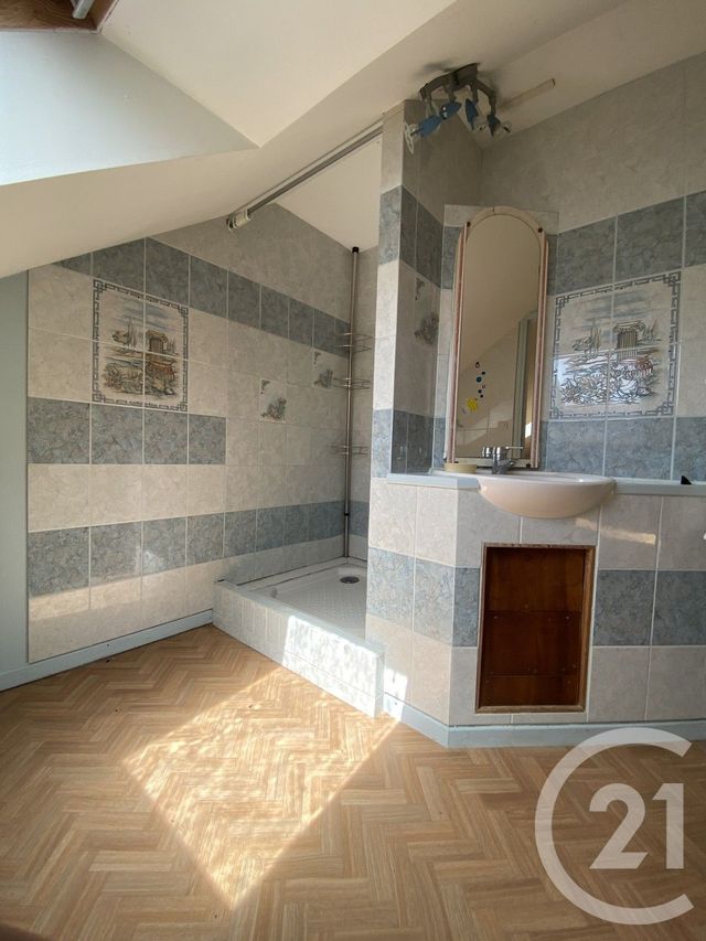Maison &agrave; vendre - 6 pi&egrave;ces - 154 m2 - Boulleret - 18 - CENTRE