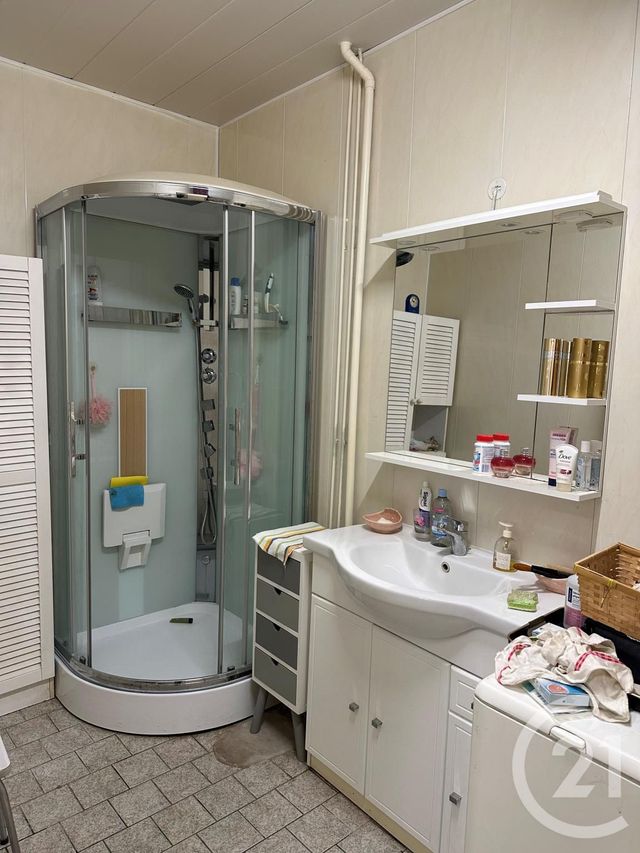 Maison à vendre - 5 pièces - 103 m2 - Sury Es Bois - 18 - CENTRE