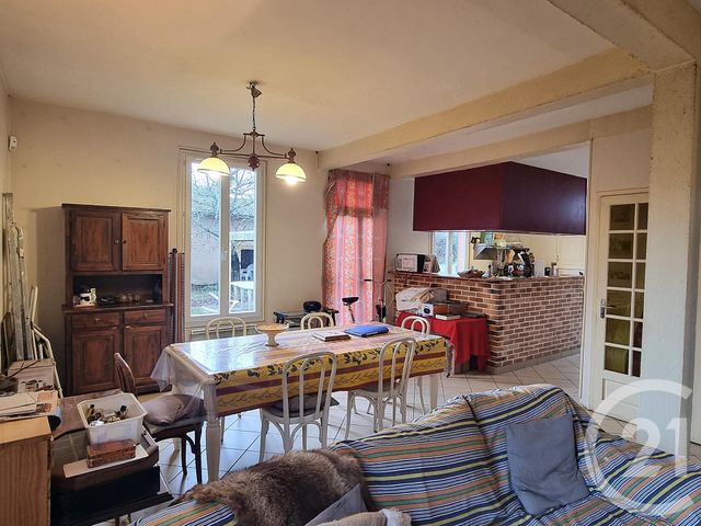 Maison à vendre - 6 pièces - 120 m2 - Le Noyer - 18 - CENTRE