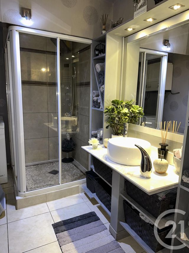 Maison à vendre - 6 pièces - 180,20 m2 - Sury Es Bois - 18 - CENTRE