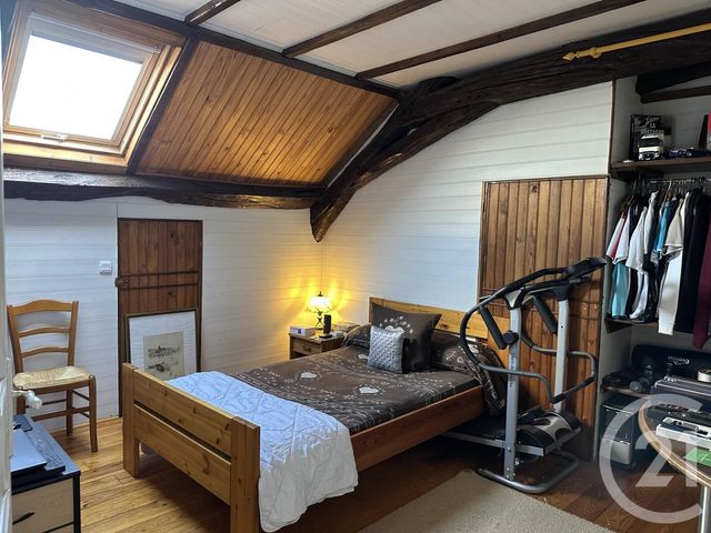 Maison à vendre - 6 pièces - 180,20 m2 - Sury Es Bois - 18 - CENTRE