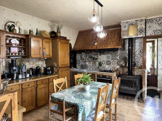 Maison à vendre - 6 pièces - 180,20 m2 - Sury Es Bois - 18 - CENTRE