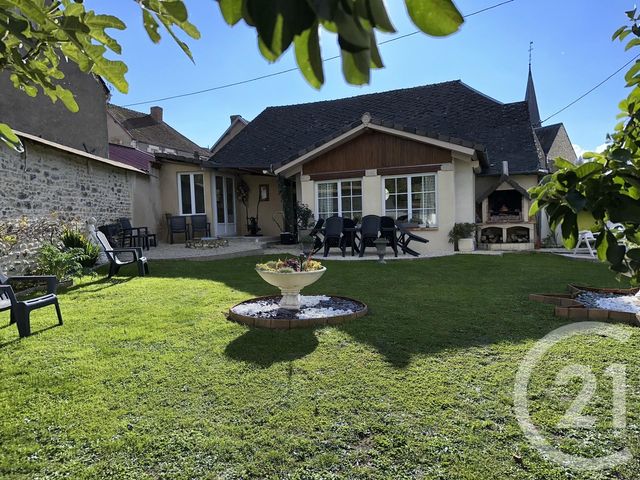 Maison à vendre - 6 pièces - 180,20 m2 - Sury Es Bois - 18 - CENTRE