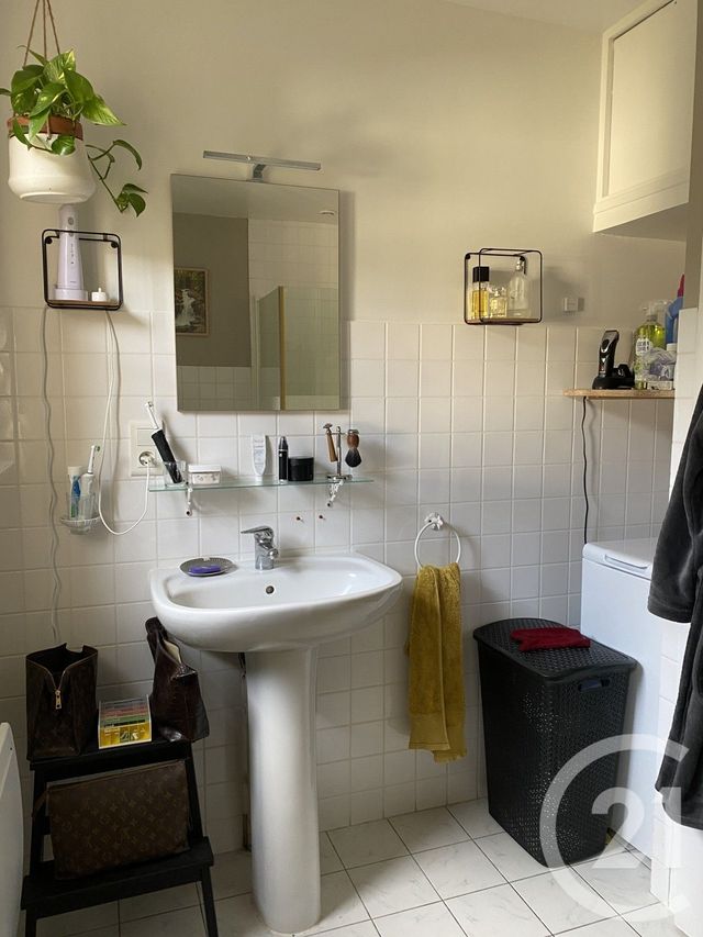 Maison &agrave; vendre - 2 pi&egrave;ces - 62 m2 - Vinon - 18 - CENTRE