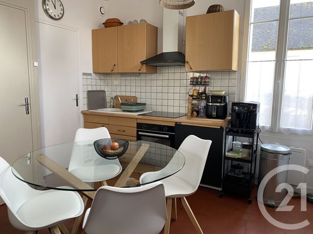 Maison &agrave; vendre - 2 pi&egrave;ces - 62 m2 - Vinon - 18 - CENTRE