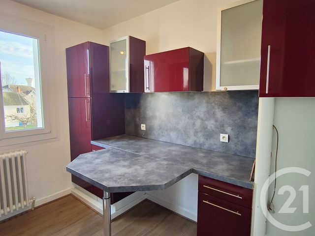 Appartement T3 à vendre - 4 pièces - 60 m2 - Cosne Cours Sur Loire - 58 - BOURGOGNE