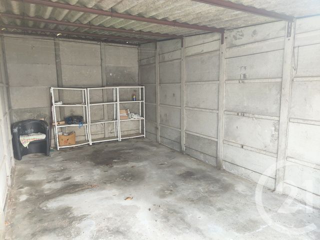 Appartement T3 à vendre - 4 pièces - 60 m2 - Cosne Cours Sur Loire - 58 - BOURGOGNE