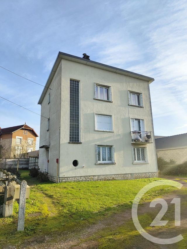 Appartement T3 à vendre - 4 pièces - 60 m2 - Cosne Cours Sur Loire - 58 - BOURGOGNE