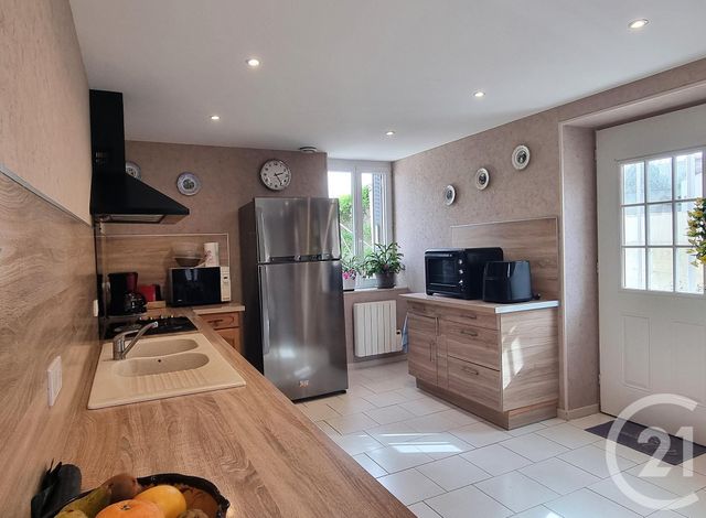 Maison &agrave; vendre - 4 pi&egrave;ces - 115 m2 - Savigny En Sancerre - 18 - CENTRE