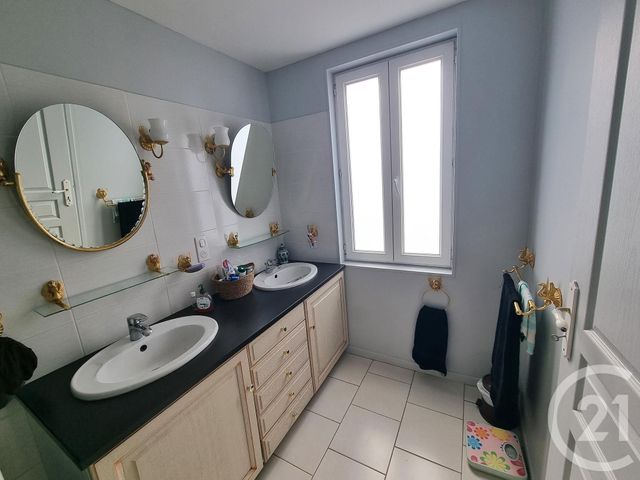 Maison &agrave; vendre - 4 pi&egrave;ces - 115 m2 - Savigny En Sancerre - 18 - CENTRE