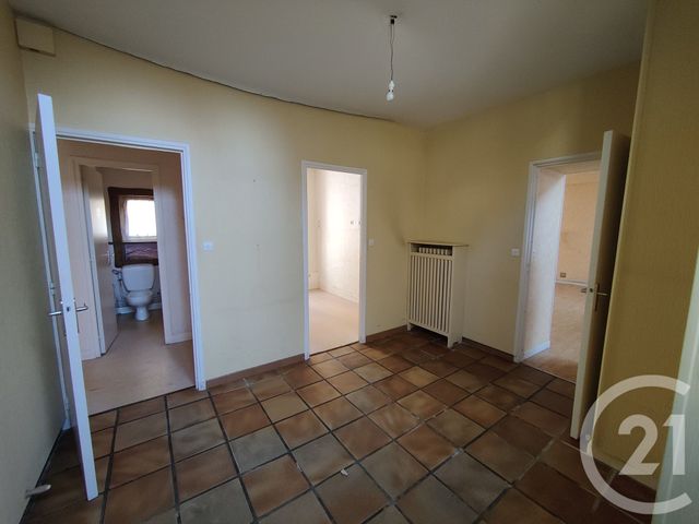 Appartement F2 &agrave; vendre - 4 pi&egrave;ces - 82 m2 - Cosne Cours Sur Loire - 58 - BOURGOGNE