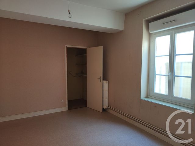 Appartement F2 &agrave; vendre - 4 pi&egrave;ces - 82 m2 - Cosne Cours Sur Loire - 58 - BOURGOGNE