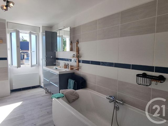 Maison &agrave; vendre - 6 pi&egrave;ces - 153 m2 - Jalognes - 18 - CENTRE