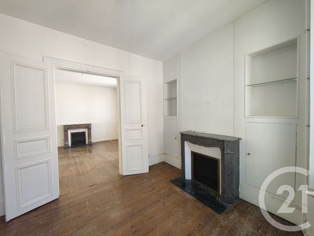 Appartement T4 &agrave; vendre - 5 pi&egrave;ces - 82,50 m2 - Cosne Cours Sur Loire - 58 - BOURGOGNE