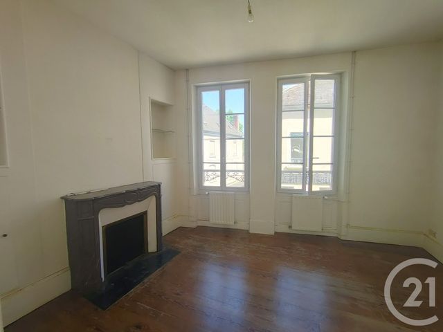 Appartement T4 &agrave; vendre - 5 pi&egrave;ces - 82,50 m2 - Cosne Cours Sur Loire - 58 - BOURGOGNE