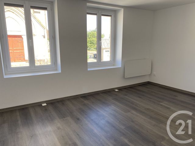 Maison &agrave; vendre - 4 pi&egrave;ces - 80 m2 - Sens Beaujeu - 18 - CENTRE