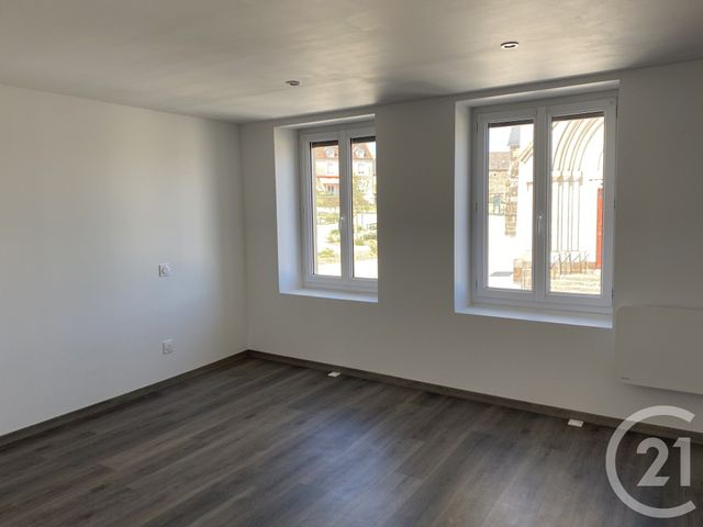 Maison &agrave; vendre - 4 pi&egrave;ces - 80 m2 - Sens Beaujeu - 18 - CENTRE