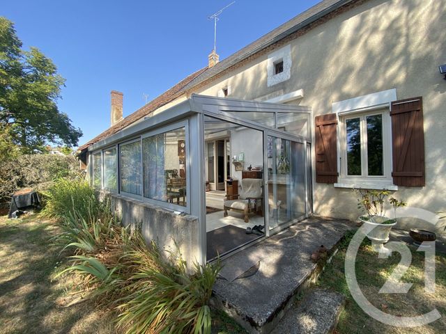 Maison &agrave; vendre - 4 pi&egrave;ces - 105 m2 - Sury En Vaux - 18 - CENTRE