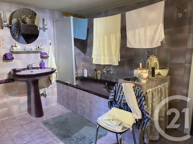 Maison &agrave; vendre - 4 pi&egrave;ces - 105 m2 - Sury En Vaux - 18 - CENTRE