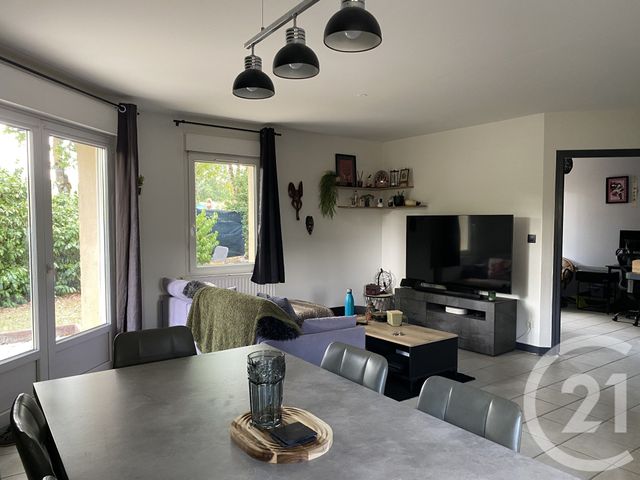 Maison &agrave; vendre - 4 pi&egrave;ces - 90 m2 - Sury En Vaux - 18 - CENTRE