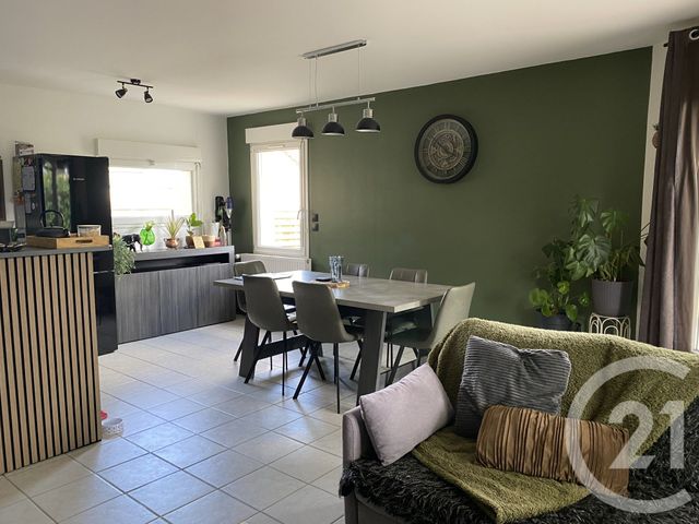 Maison &agrave; vendre - 4 pi&egrave;ces - 90 m2 - Sury En Vaux - 18 - CENTRE