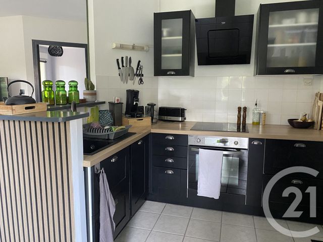 Maison &agrave; vendre - 4 pi&egrave;ces - 90 m2 - Sury En Vaux - 18 - CENTRE